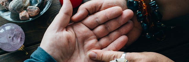 Know Your Fortune Through Palm Reading By Astrologer